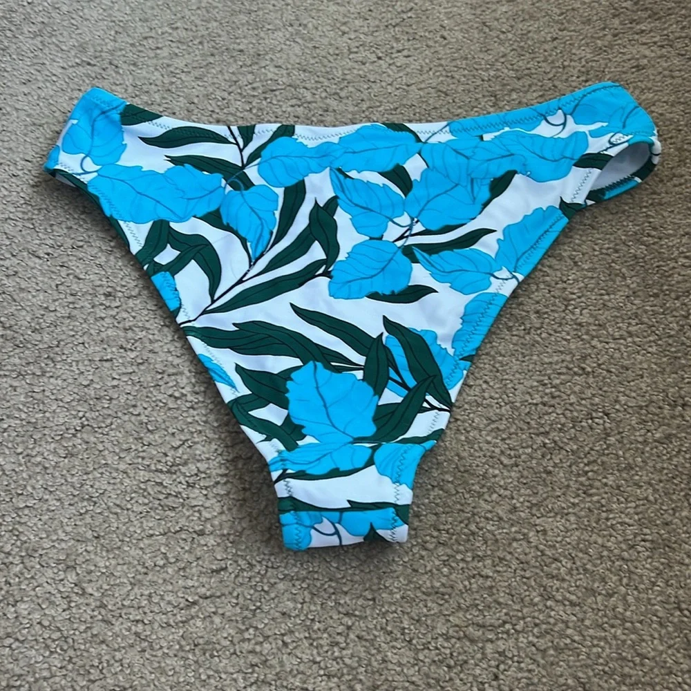 cupshe bikini bottoms - Picture 3 of 3